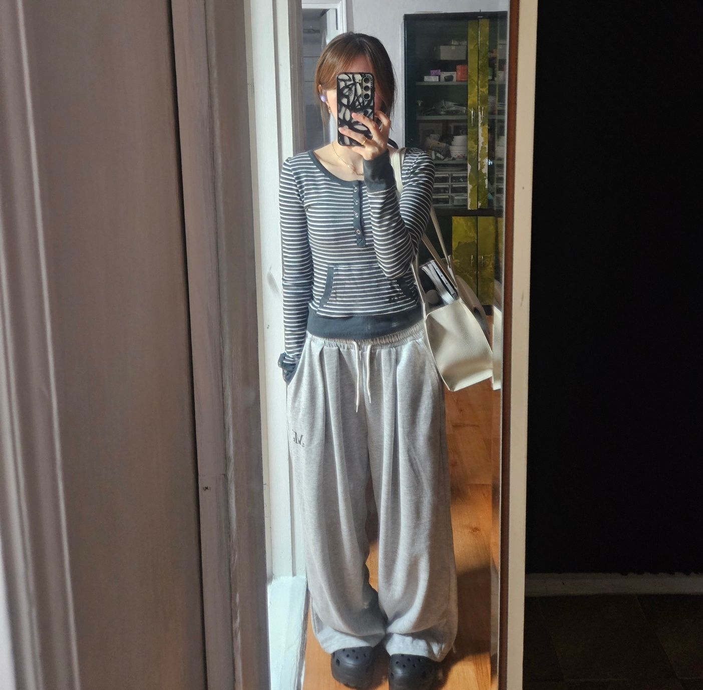 【MUCENT】 SIGNATURE FOUR PINTUCK WIDE SWEAT PANTS /追跡付 MUSINSA公式 | MUCENT Signature 4 Pin Tuck Wide Sweatpants (2