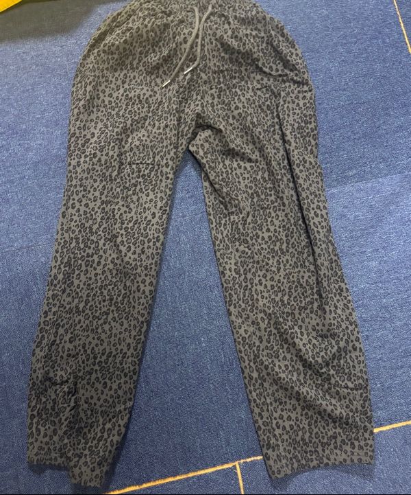 MUSINSA | CHICKS Leopard Balloon Pants Melange