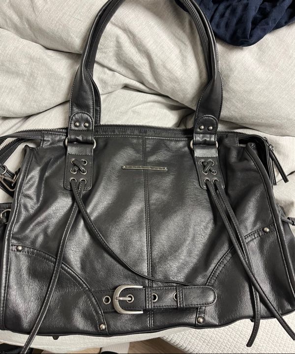 MUSINSA | FANCY CLUB Belted Washing Leather Bag (BLACK) F25QE990