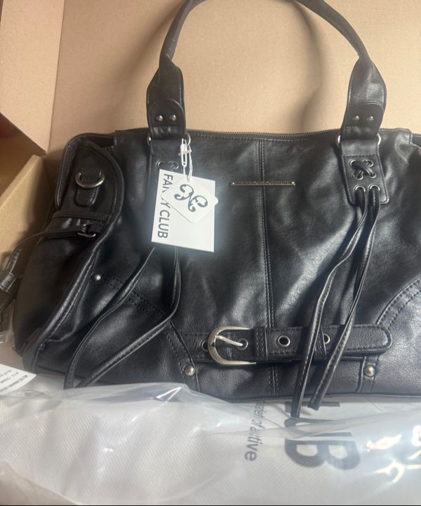 MUSINSA公式 | FANCY CLUB ベルト付きウォッシングレザーバッグ