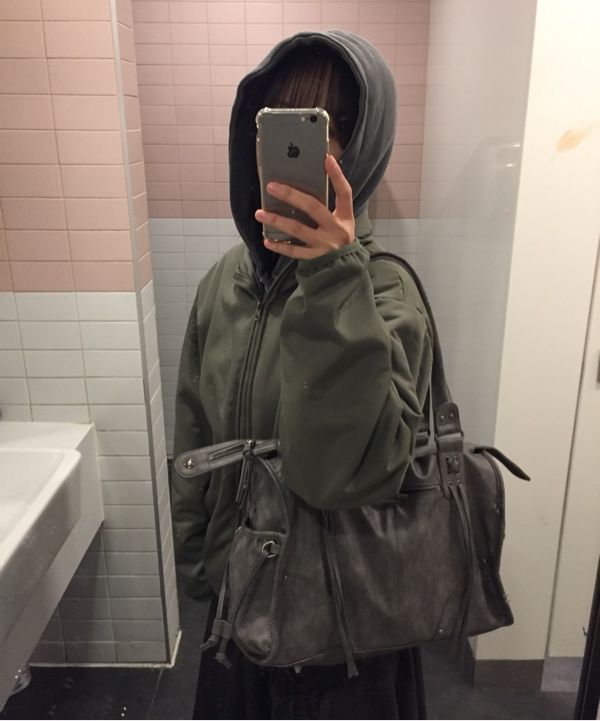 MUSINSA公式 | FANCY CLUB ベルト付きウォッシングレザーバッグ