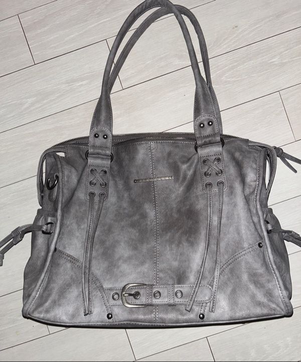 MUSINSA公式 | FANCY CLUB ベルト付きウォッシングレザーバッグ