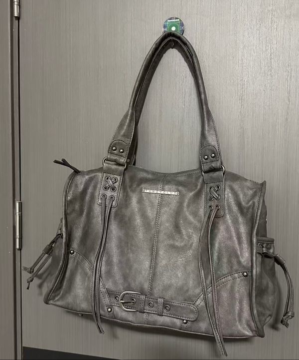 MUSINSA | FANCY CLUB Belted Washing Leather Bag (GRAY) F25QE990