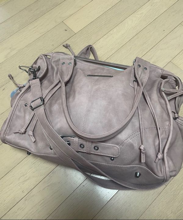MUSINSA公式 | FANCY CLUB Belted Washed Leather Bag (BABY