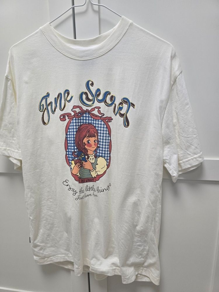 【CPGN STUDIO】25SS★ Secret Girl Short Sleeve Tee MUSINSA | CPGN STUDIO Secret Girl Short Sleeve T-shirt Cream
