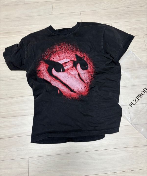 MUSINSA | LISA [ALTEREGO] VIXI T-SHIRTS