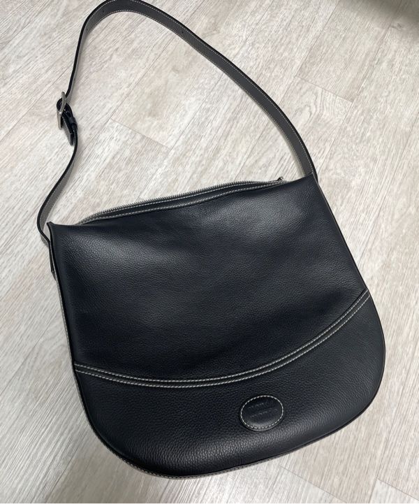 【mondemonde】人気/送料税込★Soft leather half moon book bag MUSINSA | MONDE MONDE Soft leather half moon book bag