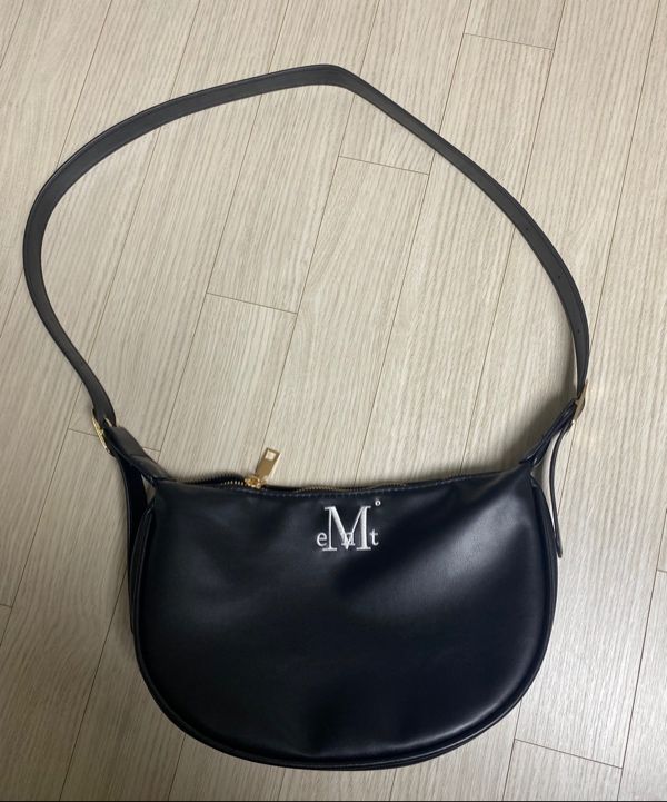 【MUCENT】MERLIN COMPACT LEATHER SHOULDER BAG MUSINSA | MUCENT Merlin Compact Leather Shoulder Bag Unisex