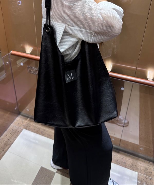 MUCENT☆大人気♪Cav Big Eyelet Leather Mini Bag MUSINSA | MUCENT [Pouch Gift] Cats Double Line Eyelet
