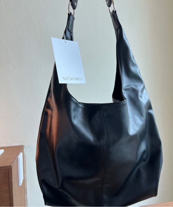 ショルダーバッグ・ポシェット [YEOMIM]NEW_medium slash hobo bag(3color) スラッシュホーボーバッグ（ブラック） | YEOMIM | HANA(ハナ)