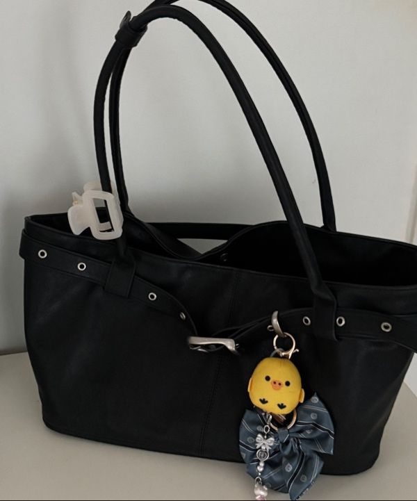 MUSINSA | YEOMIM belted boat bag (brick)