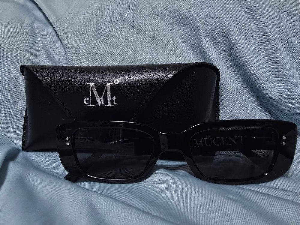 【MUCENT】SIGNATURE LOGO POINT SUNGLASSES B-Type★韓国人気 MUCENT】SIGNATURE LOGO POINT SUNGLASSES☆韓国人気☆ (MUCENT