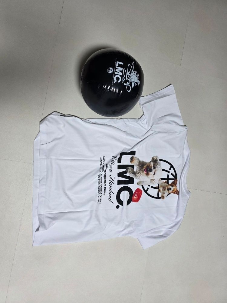 MUSINSA | LMC FLYING PUPPY TEE black