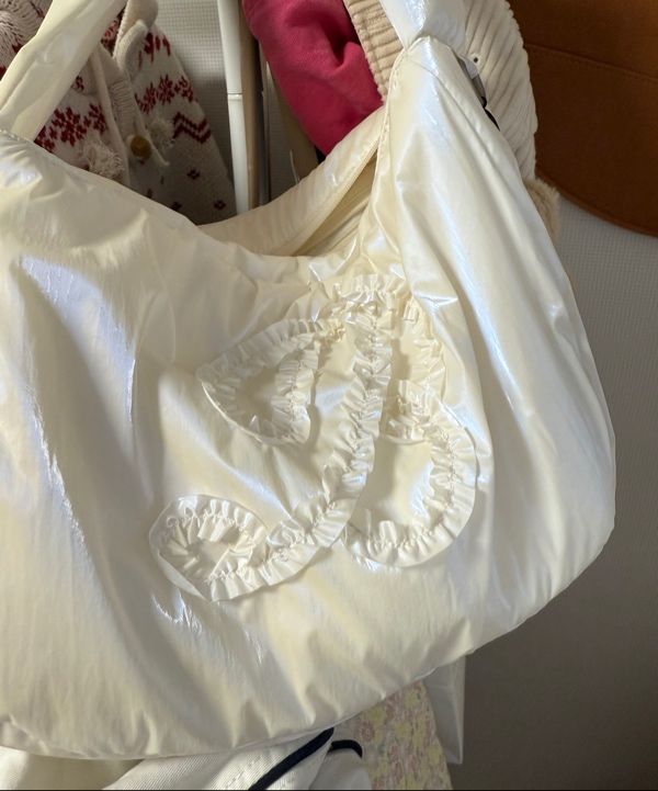 【BITTER CELLS】 Cloudy Ruffle Bag /追跡付 MUSINSA | BITTERCELLS Cloudy Ruffle Bag-Black