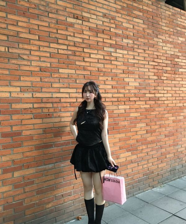 MUSINSA公式 | KASHIKO Ribbon Paneled Sleeveless Black