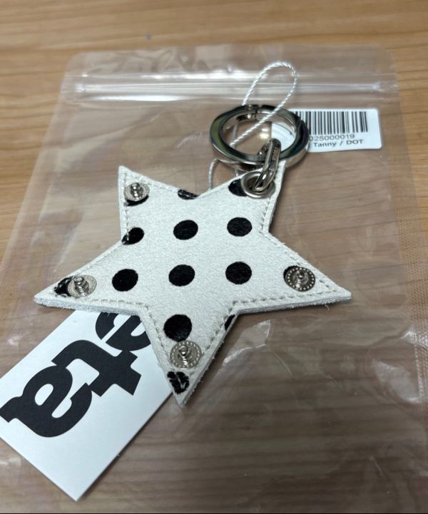 ■Hieta■ Tanny  Dot Keyring Tanny Keyring - Dot – Lisa Says Gah