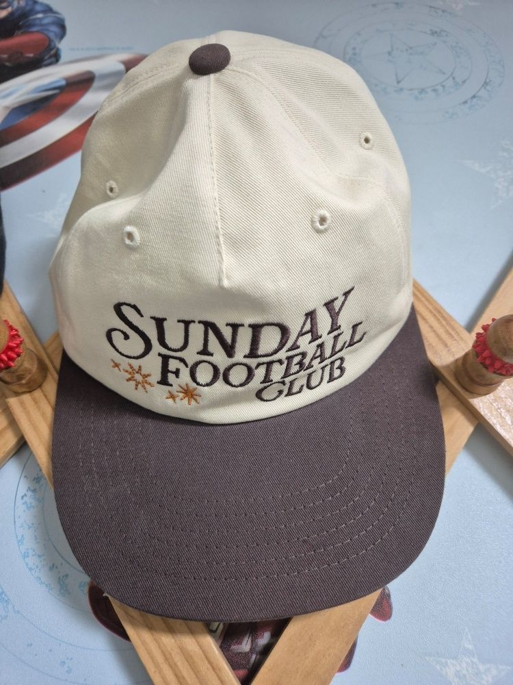 人気[FILLUMINATE] SUNDAY FOOTBALL CLUB CAP ロゴ キャップ MUSINSA | FILLUMINATE Sunday Football Club Cap-Black