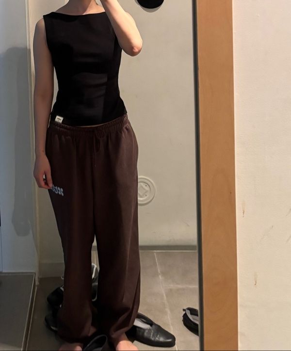 MUSINSA公式 | GLOWNY G SLIT SLEEVELESS TOP (3 colors)
