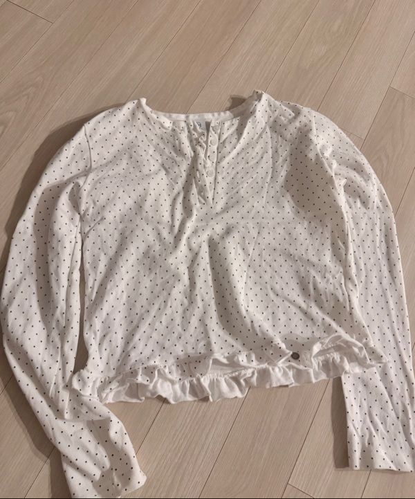 ★大人気★RONRON★25SS★DOT RUFFLE LONG SLEEVE T SHIRT MUSINSA | RONRON DOT RUFFLE LONG SLEEVE T SHIRT NAVY