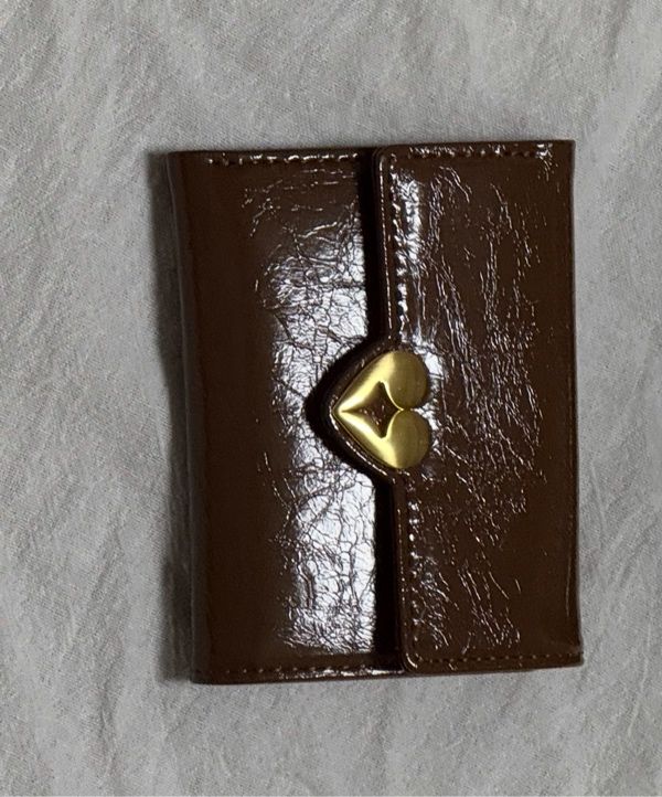 MUSINSA | fennec HEARTY FLAP WALLET - MOCHA BROWN