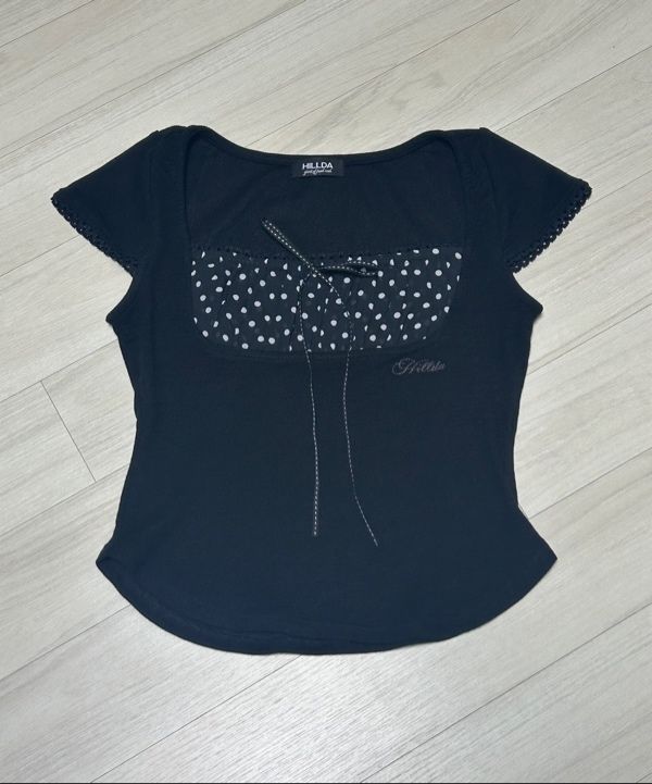 ◆HILLDA◆ Dot Square Crop Top Black 25SSDTB MUSINSA | HILLDA Dot Square Crop Top [Black]