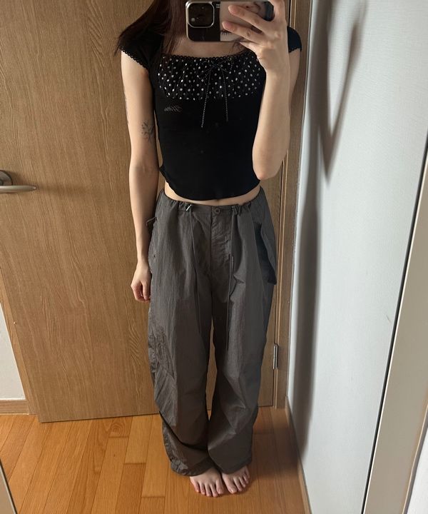 ★HILLDA★ dot square crop top black t-shirt MUSINSA | HILLDA Dot Square Crop Top [Black]