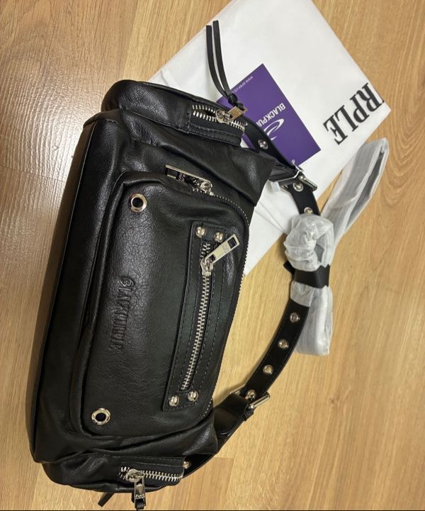 MUSINSA | BLACK PURPLE Marco Bag_BLACK