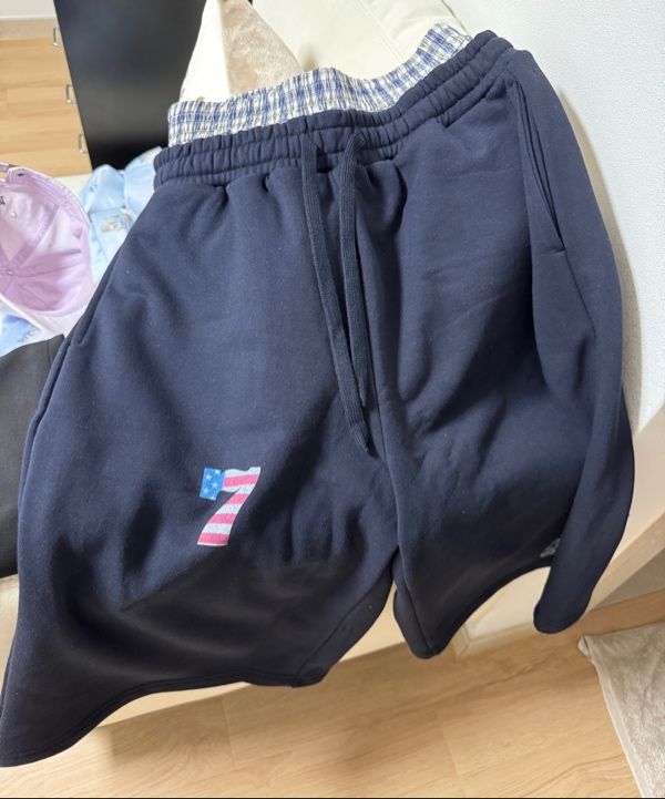 MUSINSA公式 | AEAE TRUNK LAYERED SWEATSHORTS [NAVY]
