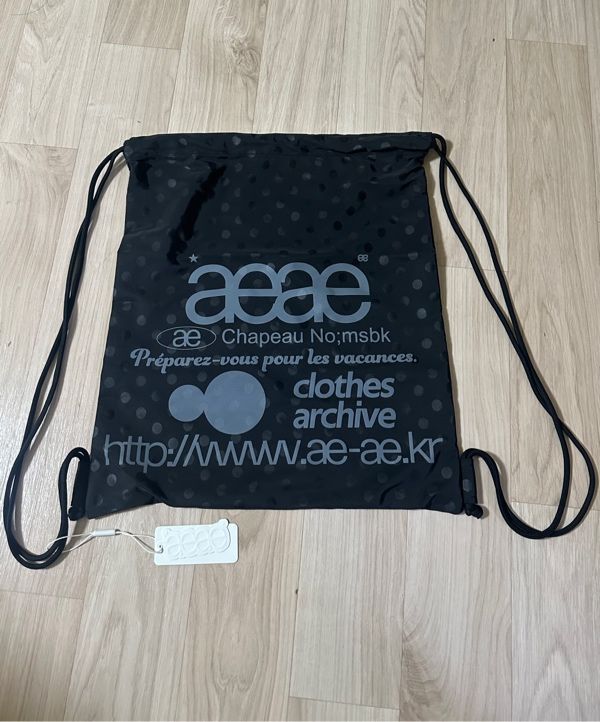 MUSINSA公式 | AEAE WEB LOGO DOT GYM SACK [BLACK]