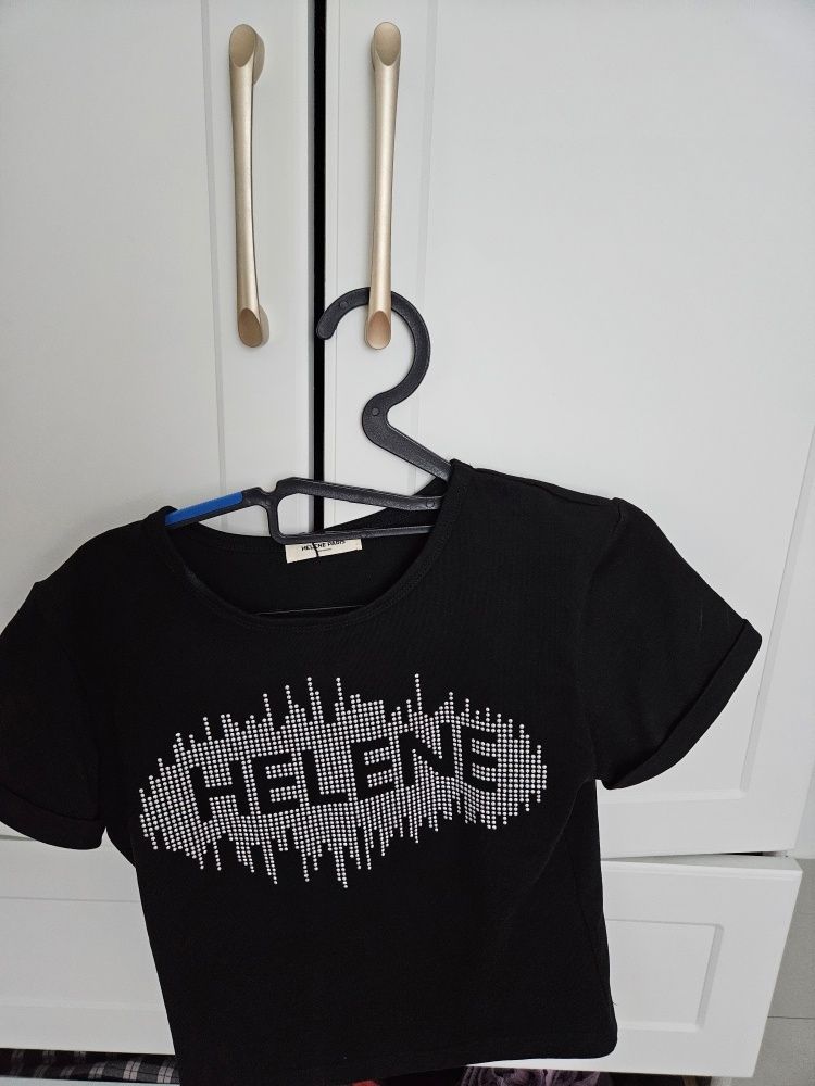 ★HELENE PARIS★ Helene Stud Applique Half T-Shirt Navy MUSINSA | HELENE PARIS Helene Stud Applique Half T-Shirt [Navy]
