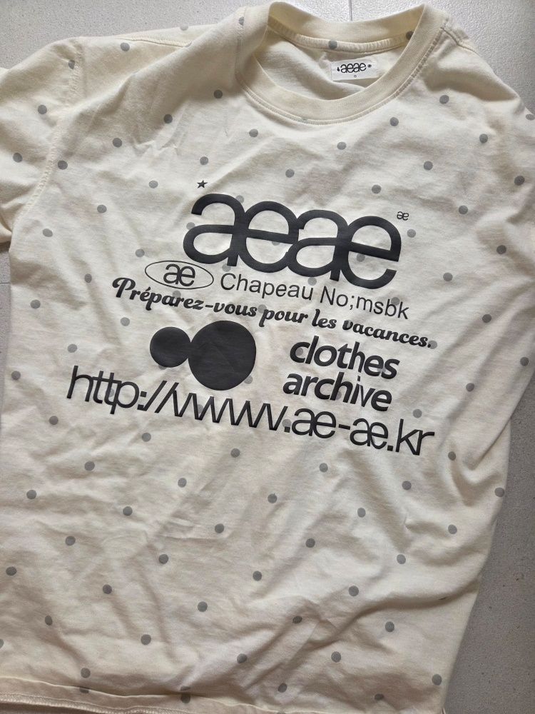 MUSINSA公式 | AEAE WEB LOGO DOT T-SHIRTS [CREAM]