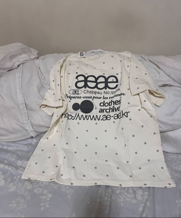 MUSINSA公式 | AEAE WEB LOGO DOT T-SHIRTS [CREAM]