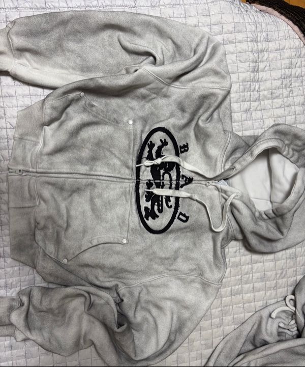 MUSINSA | BADBLOOD Lion Patch Hoodie Zip-Up - Washed White
