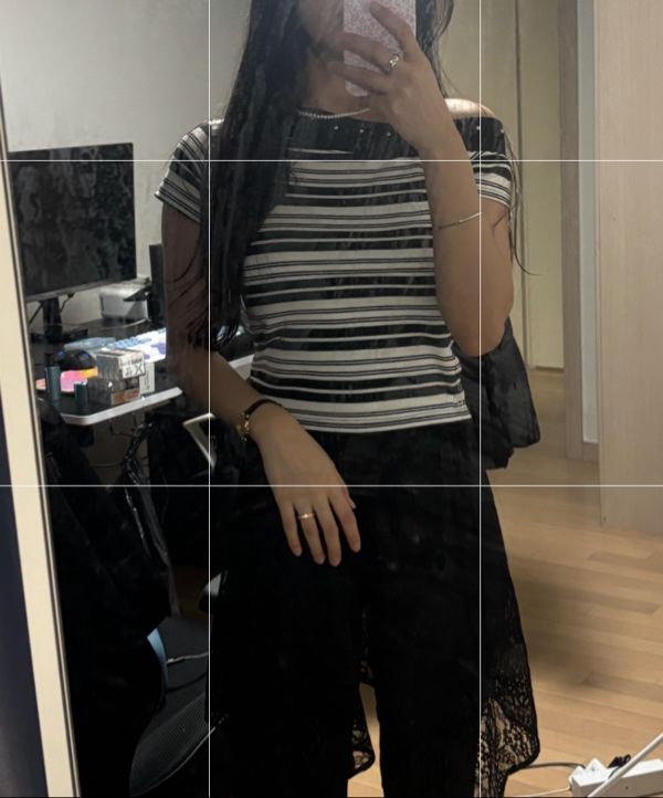 MUSINSA | ILLIGO One shoulder studded striped top black ivory