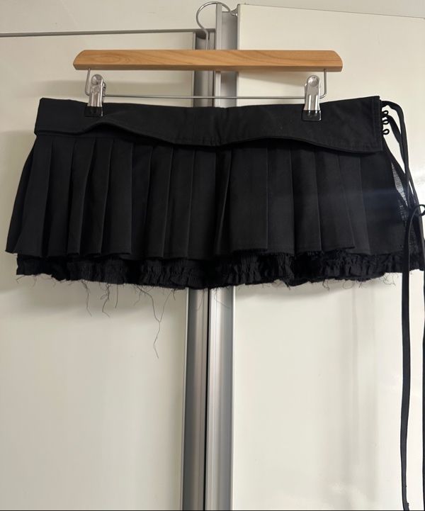 【PARTIMENTO】 TURN OVER PLEATED WRAP SKIRT /追跡付 MUSINSA | PARTIMENTO WOMEN Turnover Pleated Wrap Skirt_Black