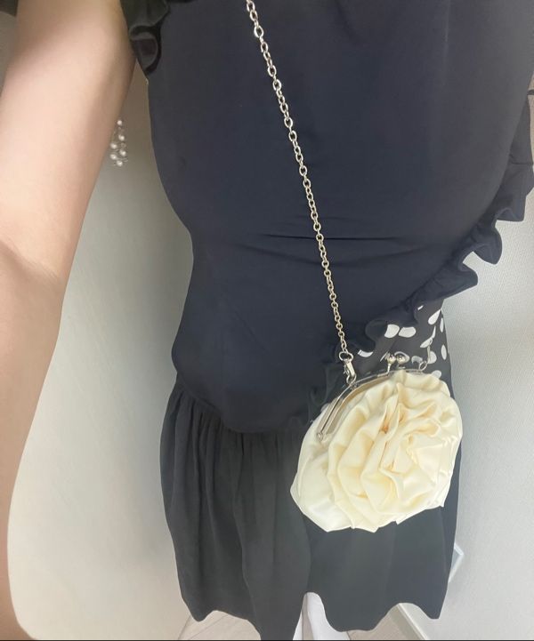 MUSINSA | ILLIGO Flower Bokjori Bag Black