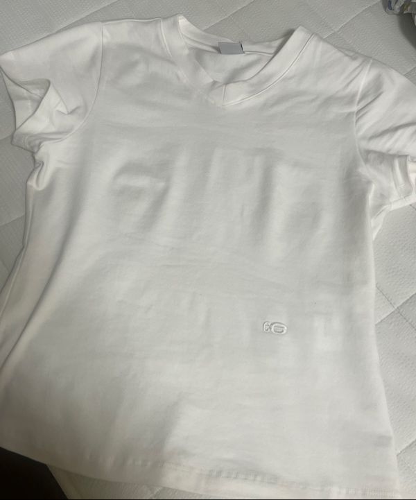 [ENZO BLUES] ベーシック ブイネック Tシャツ MUSINSA | ENZO BLUES Basic V-Neck T-Shirt (Navy)