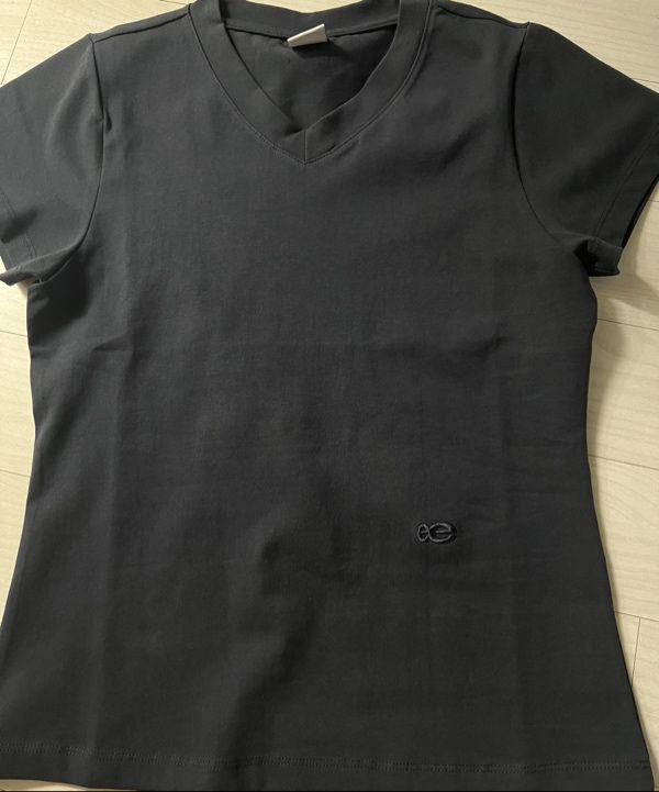 [ENZO BLUES] ベーシック ブイネック Tシャツ ENZO BLUES Basic V-Neck T-Shirt (White) - メルカリ