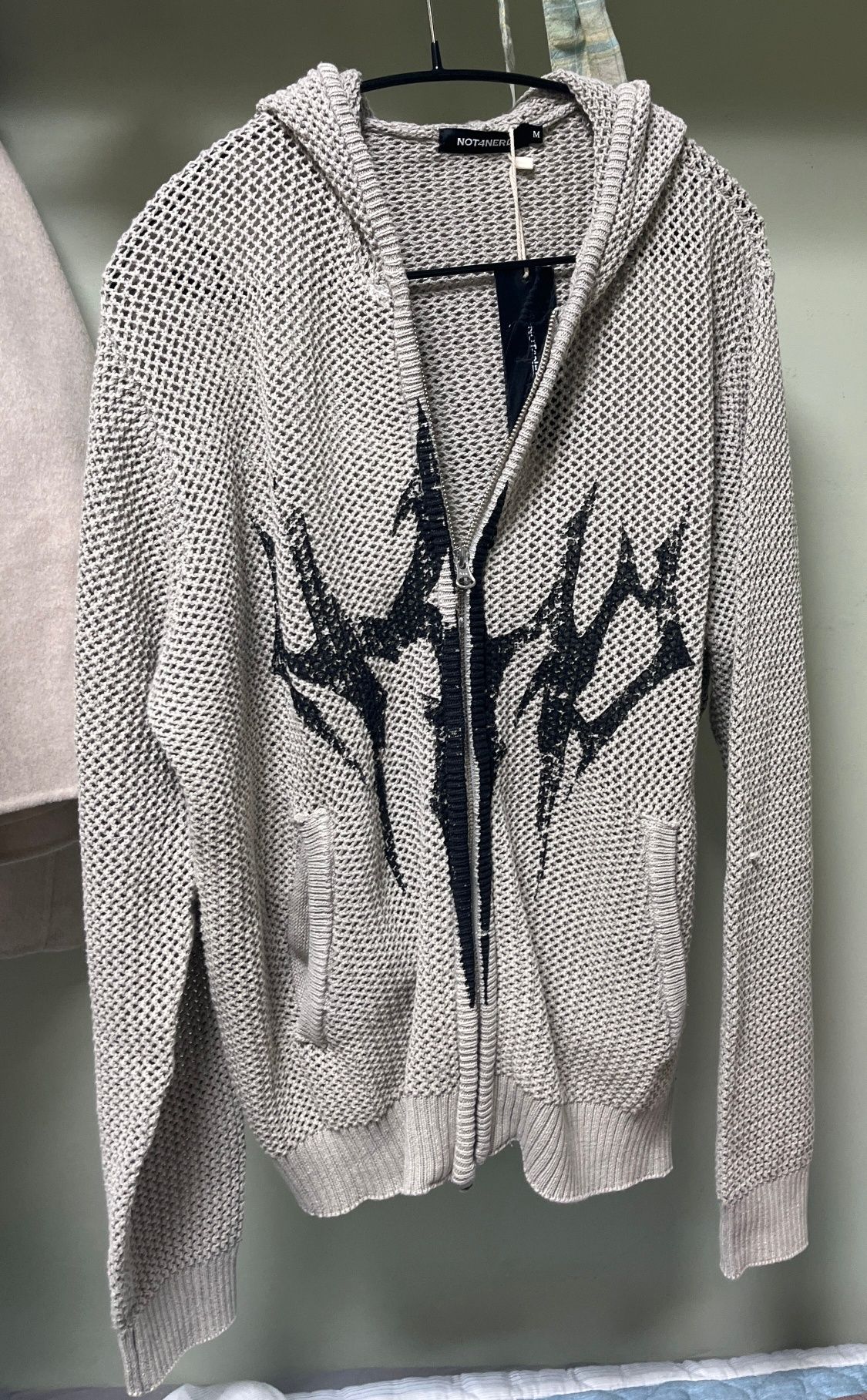韓国発!【NOT4NERD】N4ND Trident Logo Pigment Hood Zip Up MUSINSA | NOT4NERD N4ND Trident Logo Pigment Hood Zip Up - Black