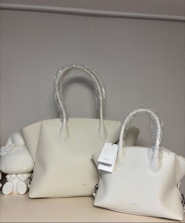 【SARTU】★TYE SHOULDER BAG☆2色☆韓国人気 사르투 | TYE collection 컨템포러리 백 브랜드 SARTU 공식 홈페이지