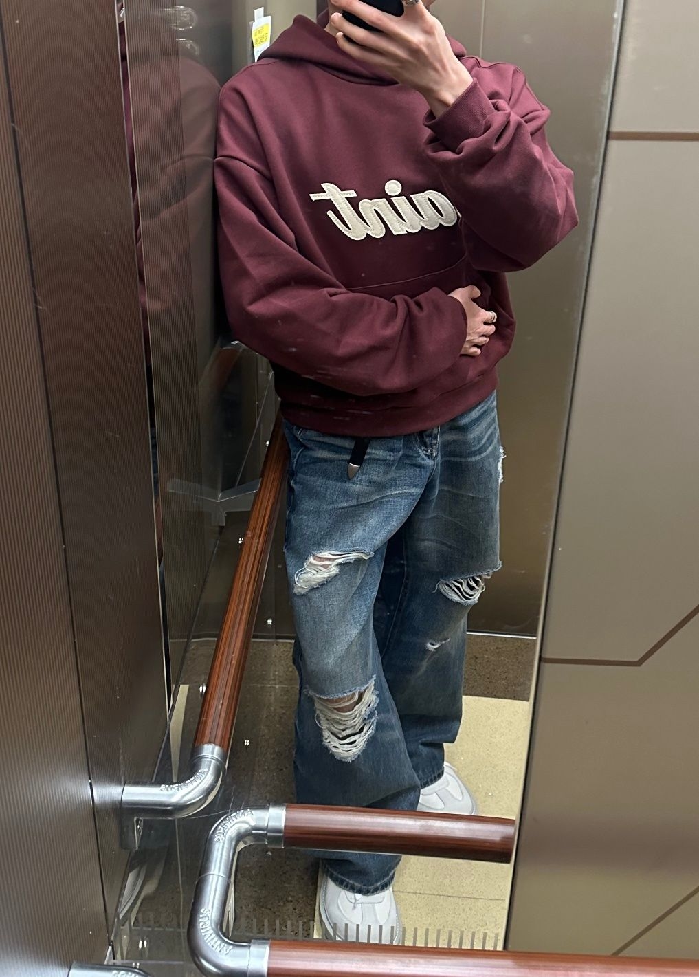 MUSINSA | DNSR Crop Saint Hoodie Burgundy