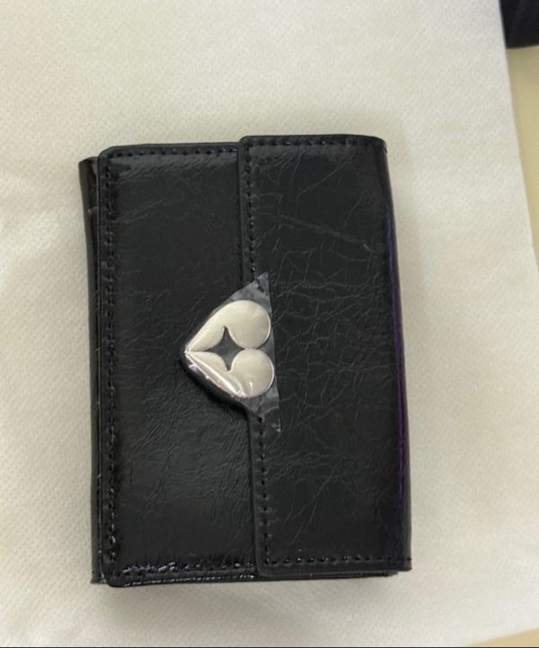 MUSINSA | fennec HEARTY TRIPLE WALLET - BLACK