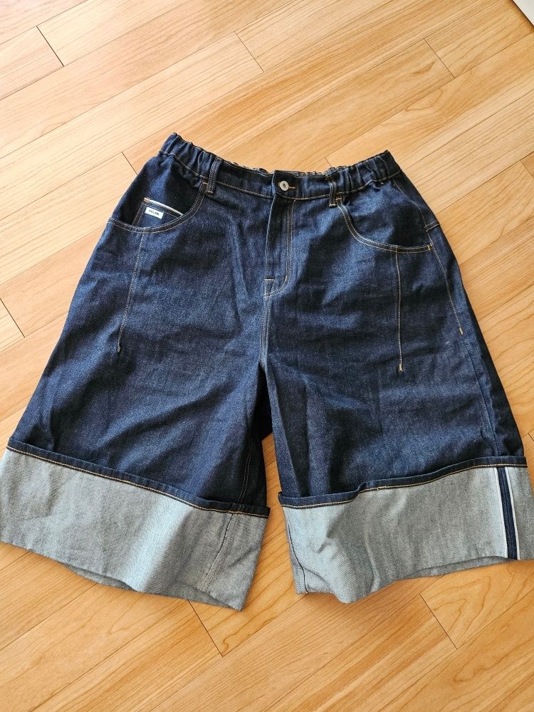 MUSINSA | ANGLAN Turn-up Selvedge Denim Half Pants - Indigo