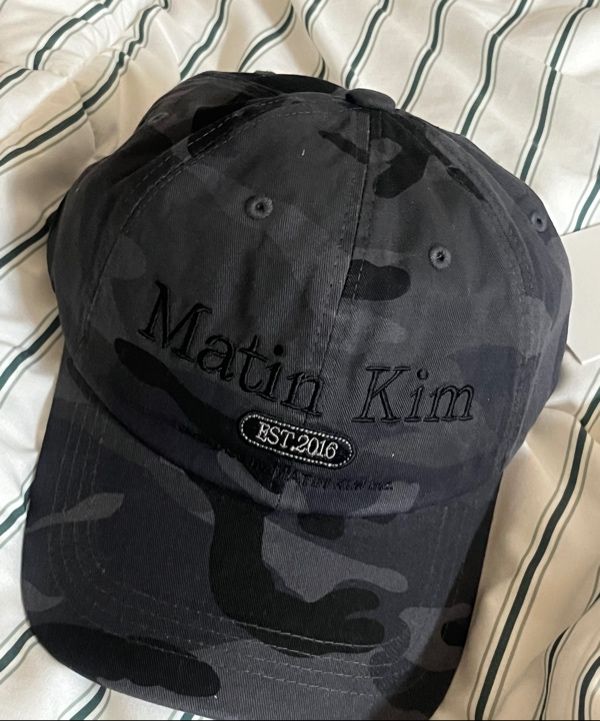 【MATIN KIM】CAMOUFLAGE LOGO BALL CAP ★送料・関税込★ MUSINSA | MATIN KIM CAMOUFLAGE LOGO BALL CAP IN KHAKI