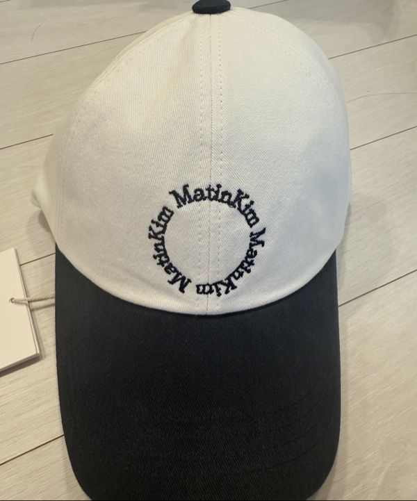 韓国大人気☆Matin Kim☆TWO TONE CIRCLE LOGO BALL CAP MUSINSA | MATIN KIM TWO TONE CIRCLE LOGO BALL CAP IN GREY