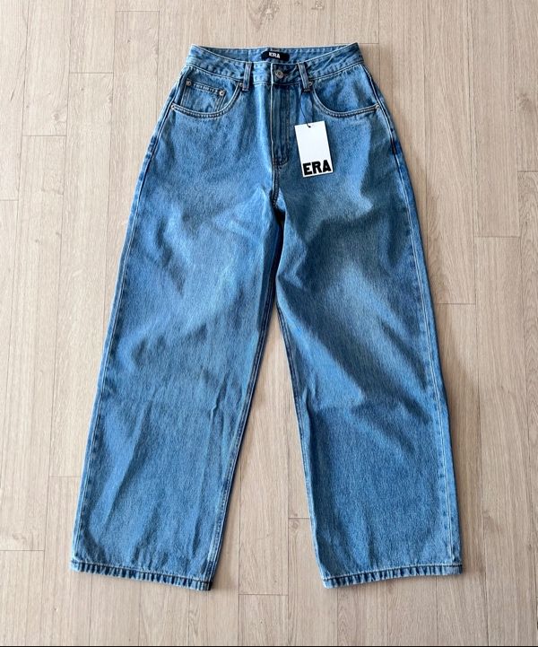 MUSINSA | ERA WOMEN ERA WIDE FIT DENIM PANTS - LIGHT BLUE