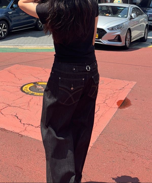 MUSINSA | AAKAM Cinch Back Denim Pants (Black)