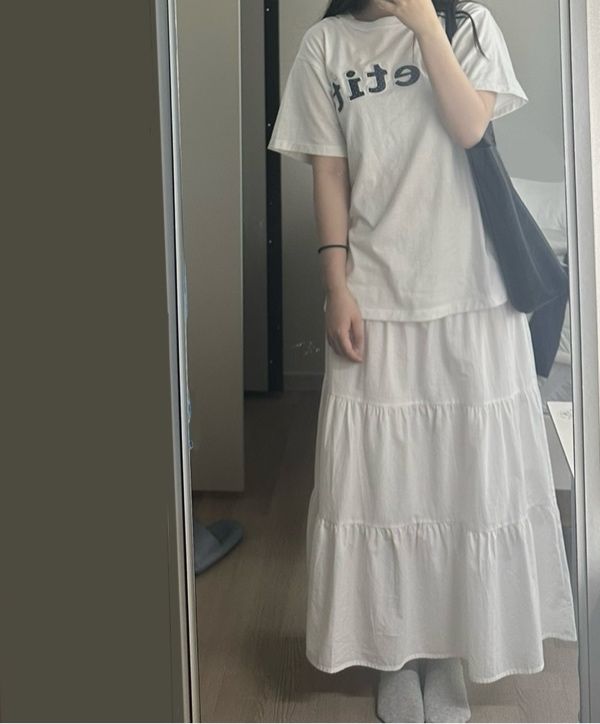 Tシャツ・カットソー RONRON STAR BUTTON PETIT APPLIQUE BASIC FIT T SHIRT WHITE FL MUSINSA公式 | RONRON STAR BUTTON PETIT APPLIQUE BASIC FIT T