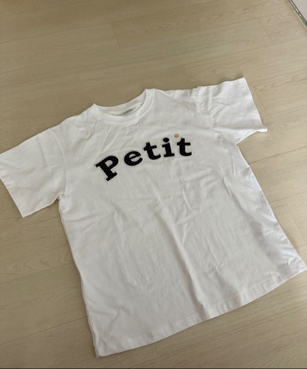 Tシャツ・カットソー RONRON STAR BUTTON PETIT APPLIQUE BASIC FIT T SHIRT WHITE FL STAR BUTTON PETIT APPLIQUE BASIC FIT T SHIRT DOT WHITE