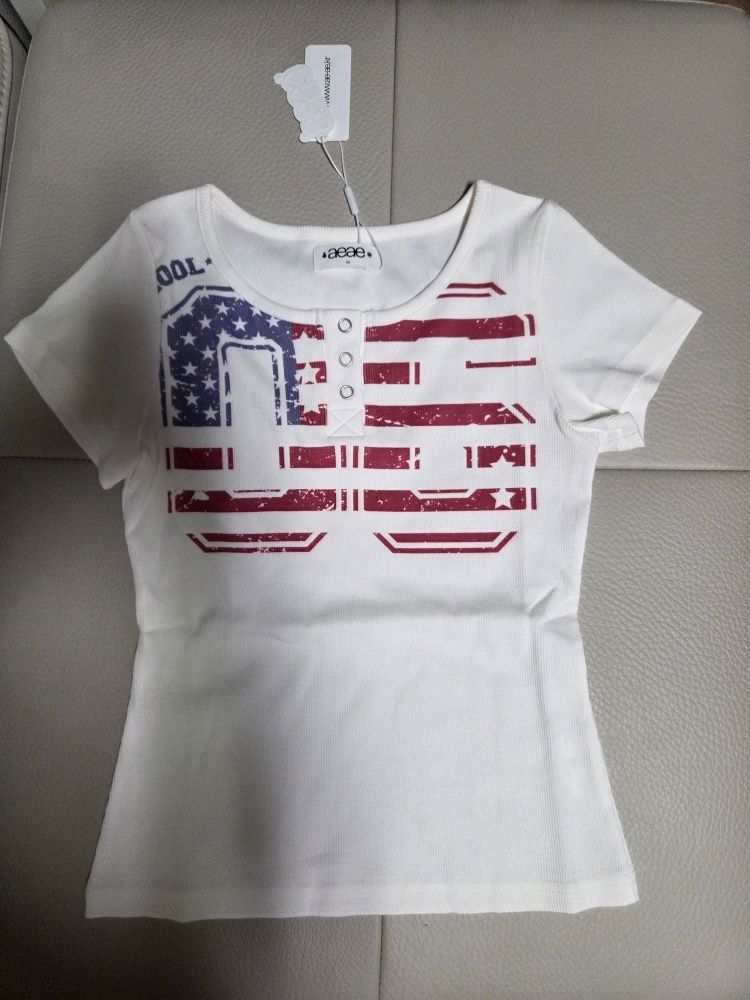 ◆aeae◆USA BANNER HENLY NECK TEE◆送料/関税込◆ USA BANNER HENLY NECK TEE [WHITE] – aeae JAPAN
